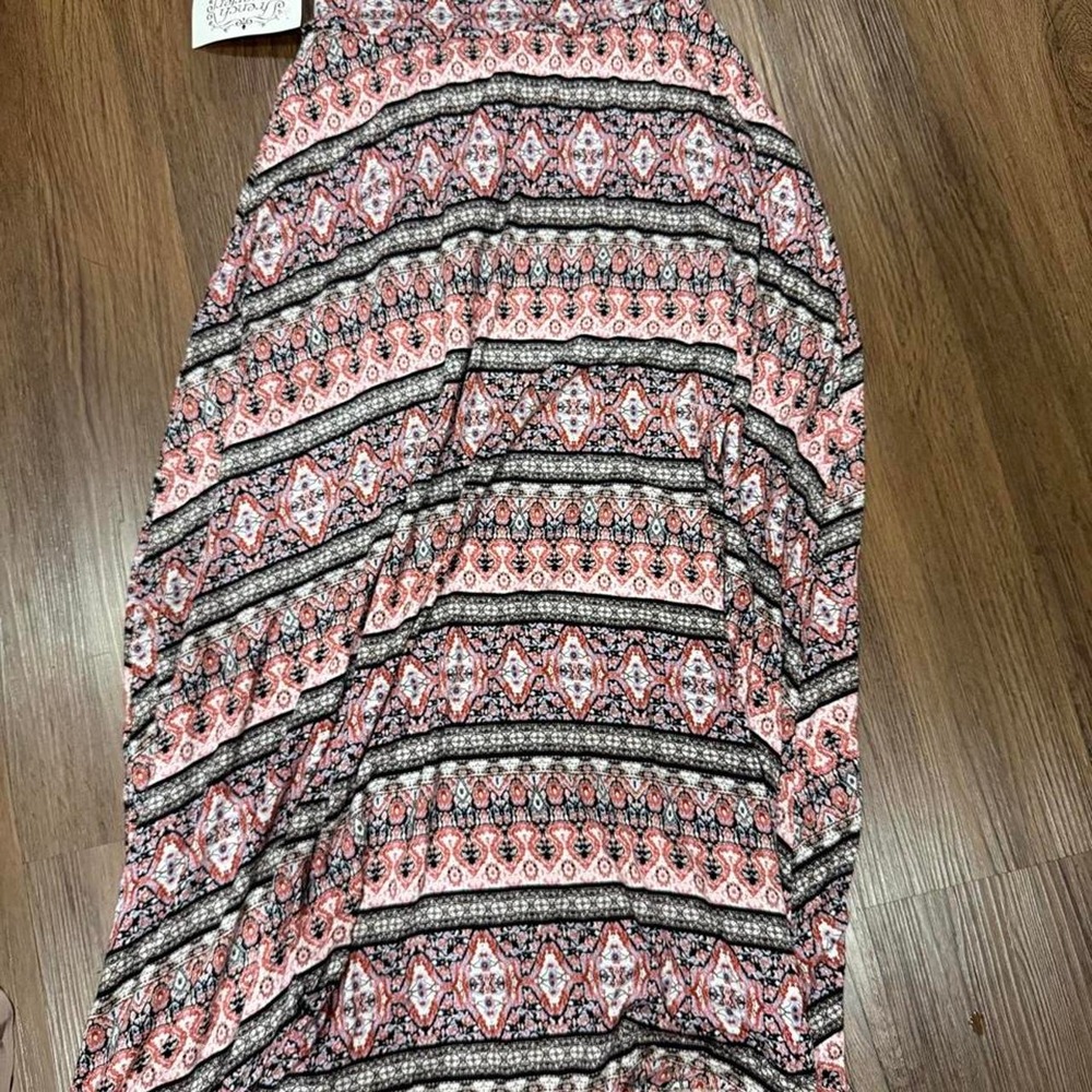 Final touch pink, black, and beige geometric patterned maxi skirt women size m